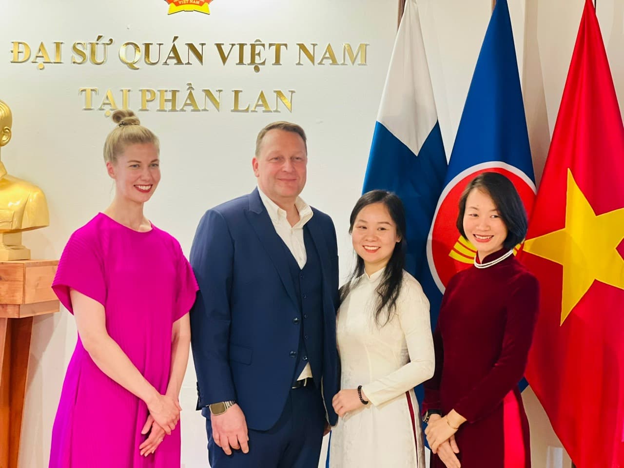 2018-2023: Organized different activities in collaboration with the Embassy of Vietnam to Finland